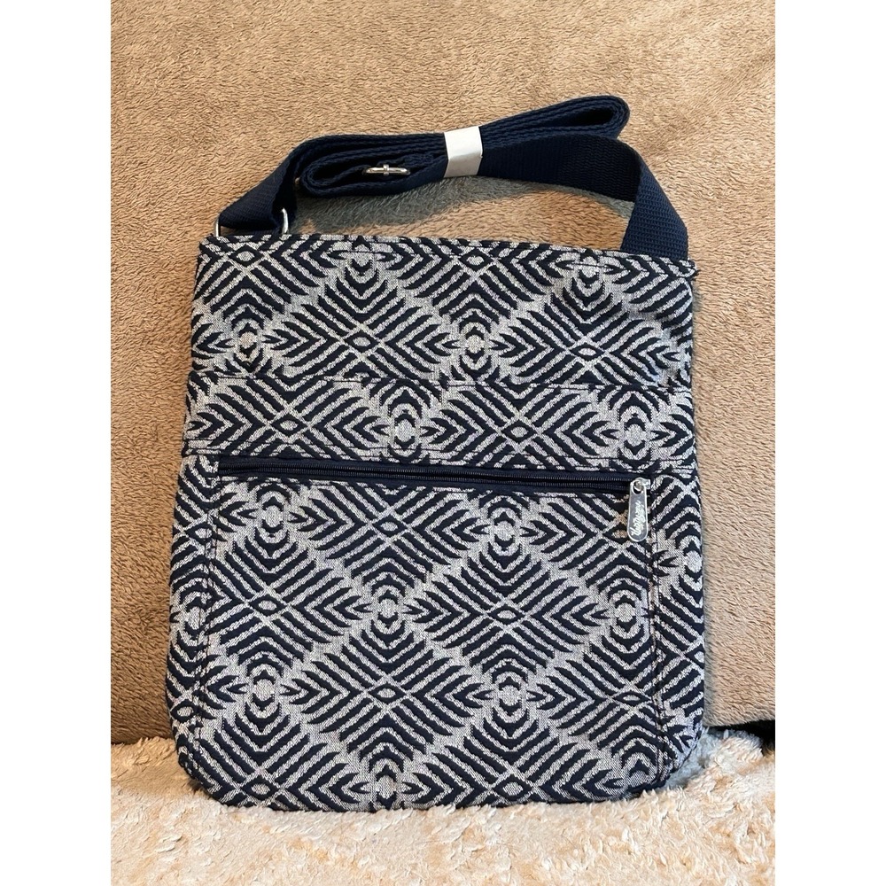 Thirty One Diamond Weave Shoulder Bag - NWOT